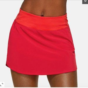 Outdoor Voices Hudson Skort in Scarlet
